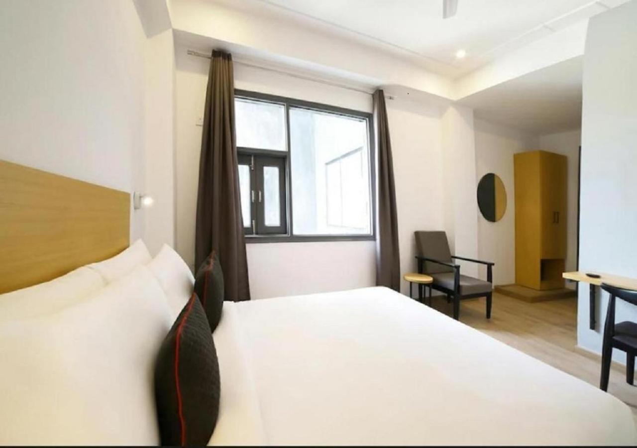Orange Hotel Gurgaon Exterior photo