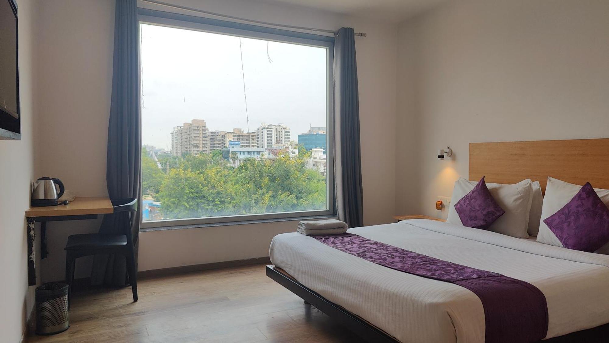 Orange Hotel Gurgaon Exterior photo